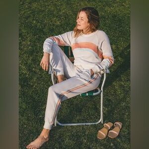 Faherty size M sweat jogger set in Molli 100% cotton